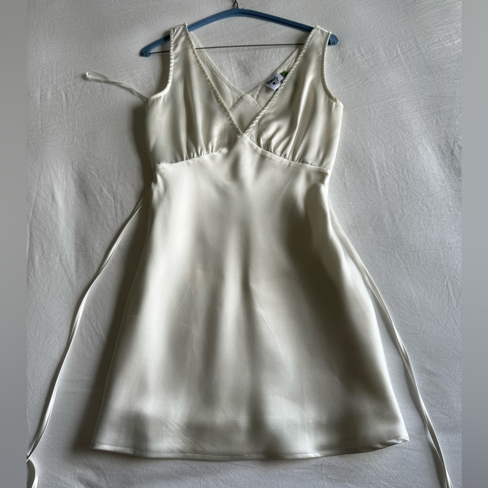 Silk white mini dress. Princess Polly size 2. Worn once.